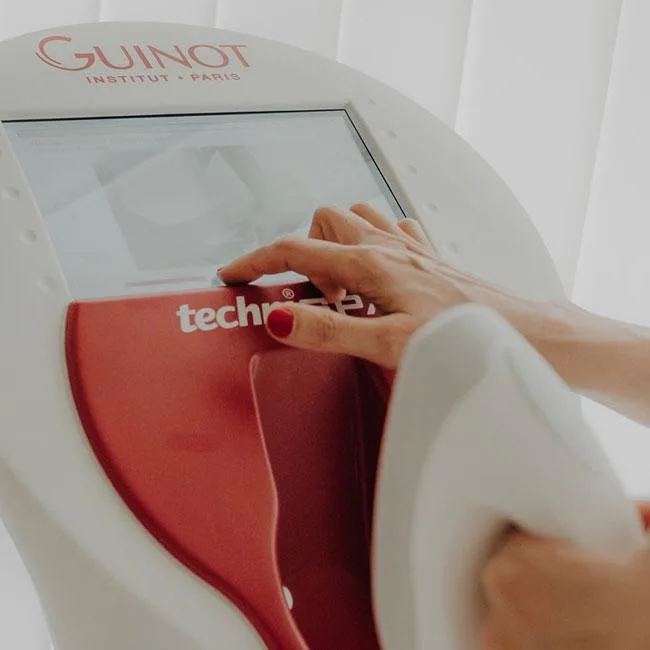 TechniSpa back and abdomen treatment